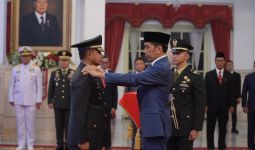 Panglima TNI Saksikan Pelantikan KSAD Jenderal TNI Agus Subiyanto di Istana Negara - JPNN.com