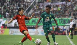 Alwi Slamat Resmi Berpisah dengan Persebaya Menjelang Akhir Putaran Pertama Liga 1 - JPNN.com
