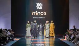 Nino's Design Persembahkan Karya Unggulan Ramah Lingkungan di JMFW 2024 - JPNN.com