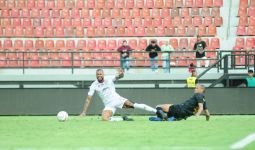 Gustavo Almeida Cetak Gol Penalti, Arema FC Selamat dari Kekalahan - JPNN.com