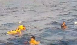 Speed Boat Bawa 5 Orang Penumpang Tenggelam di Perairan Sidangoli - JPNN.com