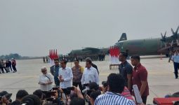 Sempat Mampir ke Singapura, Jokowi Doakan Luhut Cepat Sembuh - JPNN.com