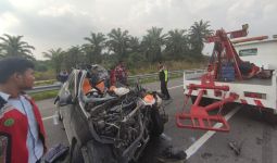Kecelakaan Maut di Tol Pekanbaru-Dumai, 2 Orang Tewas, Begini Kejadiannya - JPNN.com