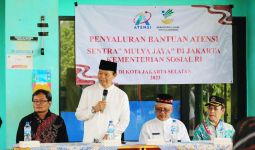 Wakil Ketua MPR Hidayat Nur Wahid Salurkan Bantuan Bagi Penyandang Disabilitas di Jaksel - JPNN.com