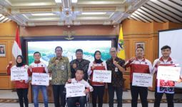 Pelatih dan Atlet Peraih Medali di Paragames Mendapat Tali Asih dari Pj Gubernur Jateng - JPNN.com