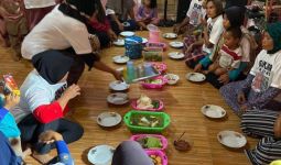 Lestarikan Kuliner, Mak Ganjar Lampung Adakan Kelas Memasak Membuat Pindang Ikan - JPNN.com