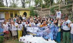 Bergerak di Jabar, Relawan Mas Gibran Gelar Senam Sehat dan Pembagian Sembako - JPNN.com