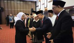 Ini Pesan Menaker Ida Fauziyah untuk 7 Anggota BNSP yang Baru Dilantik - JPNN.com