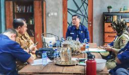 Kemendagri Gandeng Hanung Bramantyo Garap Film Pembangunan Desa - JPNN.com