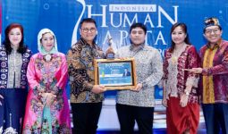 Jasa Raharja Dapat 2 Penghargaan dari Indonesia Human Capital Award 2023 - JPNN.com