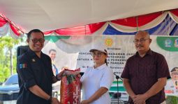 Kementan Genjot Produksi Jagung Manfaatkan Kebun Kelapa - JPNN.com