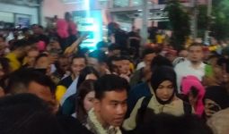 Gibran Dikerumuni Warga Medan di Acara CFD, TKN: Terima Kasih Atas Sambutan Hangatnya - JPNN.com