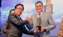 Pupuk Indonesia Raih Platinum SNI Award 2023, Siap Bersaing di Pasar Internasional - JPNN.com