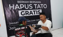 Perkuat Dukungan untuk Sintawati, Sukarelawan Adakan Hapus Tato Gratis dan Tebus Murah Sembako - JPNN.com
