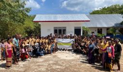 Kredit Pintar & PT Atome Finance Indonesia Bangun Perpustakaan Sekolah di SMP Wee Wella NTT - JPNN.com