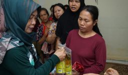 Relawan Sintawati Hadirkan Sembako Terjangkau untuk Warga di Jakarta Selatan - JPNN.com