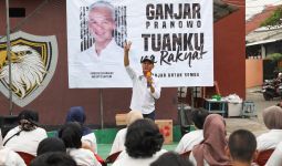 Ratusan Masyarakat dan Pedagang Kecil Terbantu oleh Aksi Sosial Gardu Ganjar - JPNN.com
