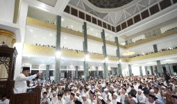 Milad 50 Tahun Hidayatullah, Anies Bicara Kesetaraan Sekolah Agama dan Sekolah Umum - JPNN.com