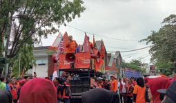 Demo Gubernur Sumsel, Gepbuk Tuntut Kenaikan UMP - JPNN.com