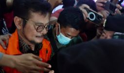 Jalani Pemeriksaan Lanjutan di Bareskrim, Syahrul Yasin Limpo Bungkam Ditanya soal Firli Bahuri - JPNN.com