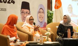 Sarasehan di Bandung, Istri Anies Baswedan Bicara Peran Perempuan di Politik - JPNN.com