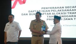 Pj Gubernur Jateng Serahkan DIPA dan Buku Daftar Alokasi TKD 2024 - JPNN.com