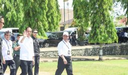 Mentan Amran Dampingi Jokowi Kunjungi Pusat Perbelanjaan di Banyumas - JPNN.com