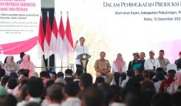 Di Jateng, Presiden Ajak Petani, Penyuluh, dan Babinsa Tingkatkan Produktivitas - JPNN.com