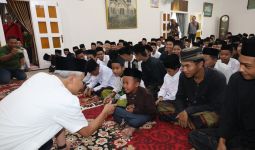 Di Hadapan Santri, Ganjar Pastikan Pemberdayaan Pesantren jadi Prioritas - JPNN.com