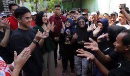 Blusukan di Pasar Semarang, Kaesang Serap Aspirasi Pedagang - JPNN.com