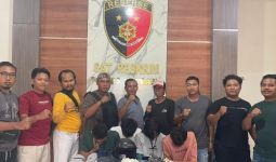 Polisi Sita Airsoft Gun Saat Tangkap 2 Mahasiswa yang Terlibat Perampokan di Sumbawa - JPNN.com