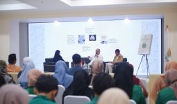 BAZNAS Tingkatkan Literasi Lewat Buku Meneroka Riset Zakat Kontemporer - JPNN.com