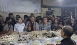Ganjar Blusukan ke Pasar Ditemani Hary Tanoe, Pedagang Sambut Antusias - JPNN.com