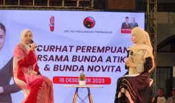 Berbagi Pengalaman, Siti Atikoh Ceritakan Ganjar yang Memiliki Perspektif Gender - JPNN.com