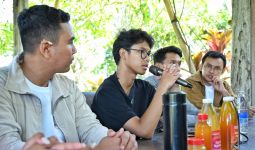 Alam Ganjar Ajak Masyarakat Bali Lebih Peduli Terhadap Lingkungan - JPNN.com