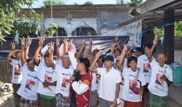 Petani di Lombok Jatuh Hati ke Ganjar-Mahfud yang Sering Turun Langsung ke Rakyat - JPNN.com