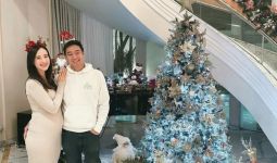 Pamela Bowie Umumkan Kabar Bahagia di Momen Natal - JPNN.com