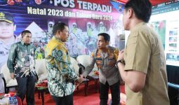 Tinjau Pos Terpadu Simpanglima, Nana Sudjana Pastikan Jawa Tengah Kondusif - JPNN.com