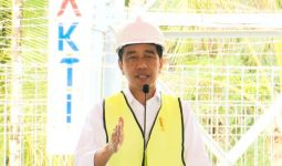 Jokowi Perintahkan Kapolri dan Panglima TNI Kawal Proyek BTS 4G di Papua - JPNN.com