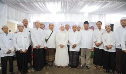 Wamenaker Afriansyah Gelar Zikir & Doa Bersama untuk Masa Depan Indonesia Lebih Baik - JPNN.com