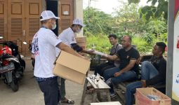 Bagikan Susu Gratis, Relawan GSP Aceh Sosialisasikan Pilpres 2024 Sekali Putaran - JPNN.com