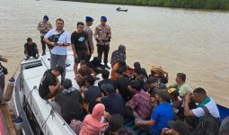 Pengiriman 22 TKI Ilegal Digagalkan Polres Rohil, 11 di Antaranya Warga Rohingya - JPNN.com