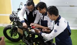 Mahasiswa UGM Mengembangkan Motor Listrik yang Memiliki TKDN 57,42 % - JPNN.com