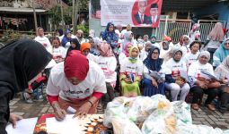 Ganjar Creasi Hadirkan Bazar Sembako Murah Untuk Warga di Malang - JPNN.com
