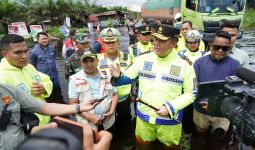 Irjen Iqbal Siapkan Solusi untuk Atasi Banjir di Jalan Lintas Timur Palalawan - JPNN.com