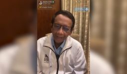 Mahfud Ditanya soal Sering Tidur di Kuburan Cina, Warganet: Tak Punya Rasa Takut, Prof? - JPNN.com