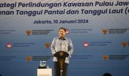 Menko Airlangga Ungkap Pentingnya Tanggul Laut Raksasa Bagi Penduduk Pantai Utara Jawa - JPNN.com