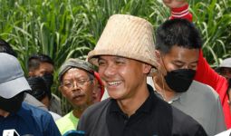 Petani Tebu Nganjuk Minta Ganjar Membenahi Impor Gula saat jadi Presiden - JPNN.com
