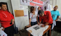 Kunjungi Posko Kaus Gratis di Yogyakarta, Hasto: Semangat Gotong Royong Muncul Pascadiintimidasi - JPNN.com