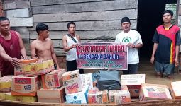 Santri Ganjar Beri Bantuan Kemanusiaan untuk Korban Banjir di Tebo - JPNN.com
